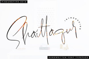 Shaittaqur: A Bold Handwritten Font for Standout Design